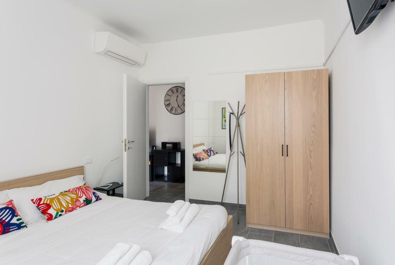 Comfortable Family Group Apartment Via Paruta Мілан Екстер'єр фото